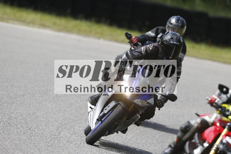 /Archiv-2024/17 01.05.2024 Speer Racing ADR/Schnuppertraining